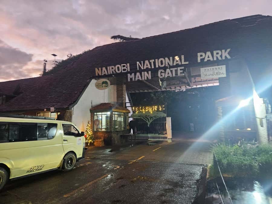 Nairobi National Park,Giraffe Center,Orpanage&Karen Blixxen - Key points to know before booking