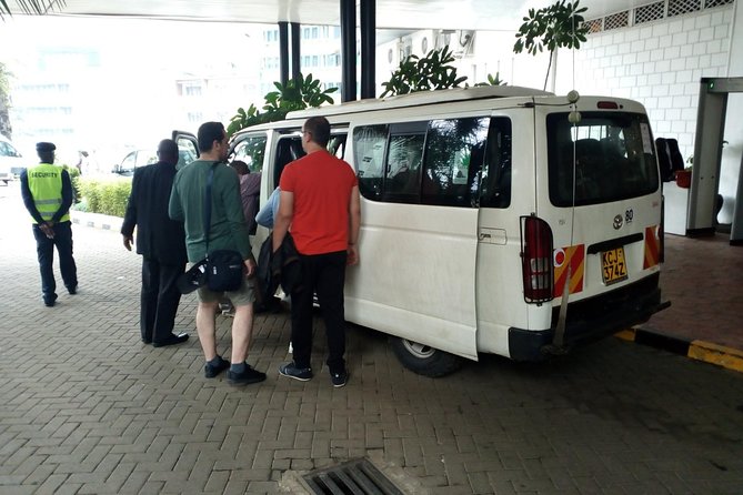Nairobi park, steamark birds, Girraffe center & bomas - Stedmak Gardens, a compact animal stop in Karen