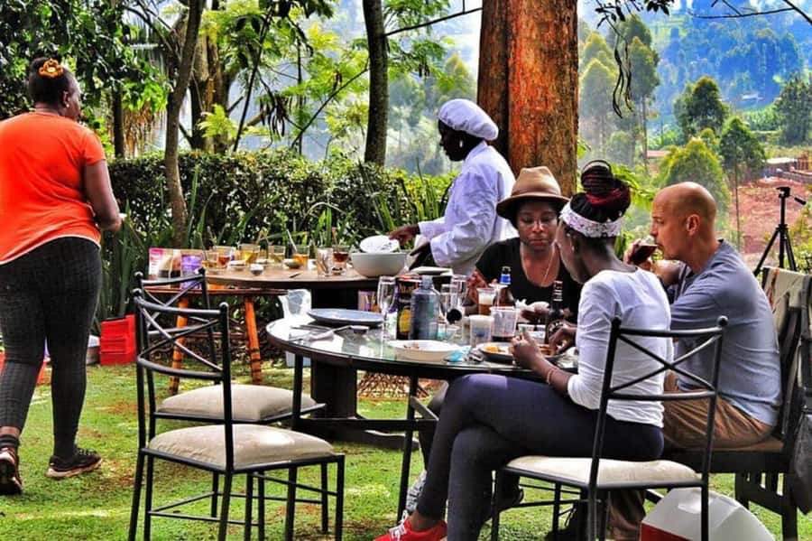 Nairobi: Purple Tea Farm Gatura Greens Day Trip - Meeting the farm host and learning the tea story