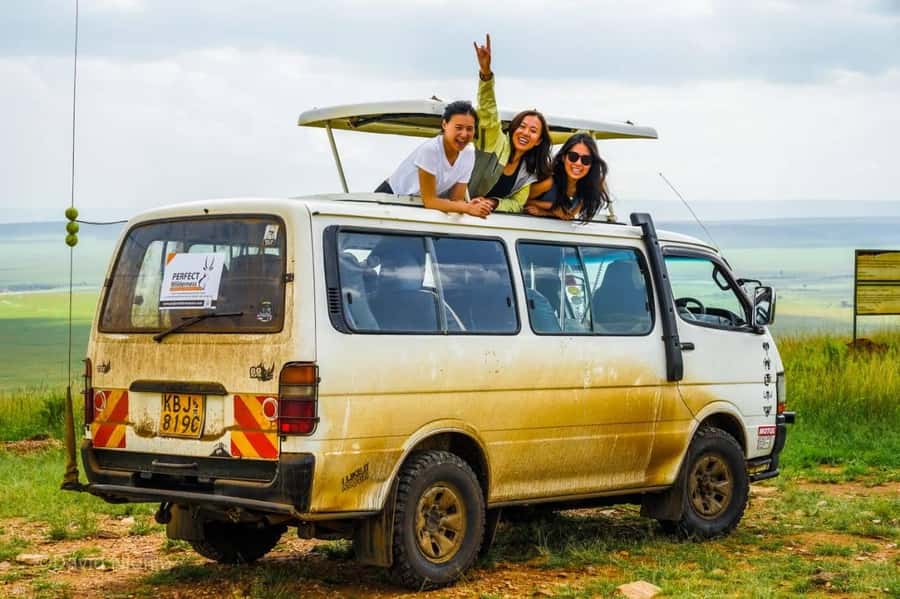 PRIVATE OVERNIGHT SALTLICK SAFARI FROM MOMBASA OR DIANI - Day two, an early start and the ride back
