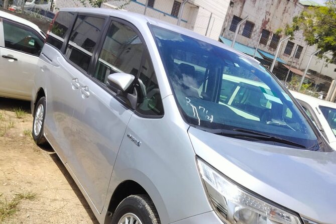 Private Transfer from Mombasa - Meeting your driver at the airport or pickup point