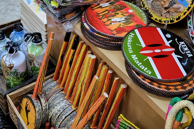 Souvenir Crafts, Fabric Shopping & Hair Braiding & City Tour - Why the Ankara fabric market is worth your time