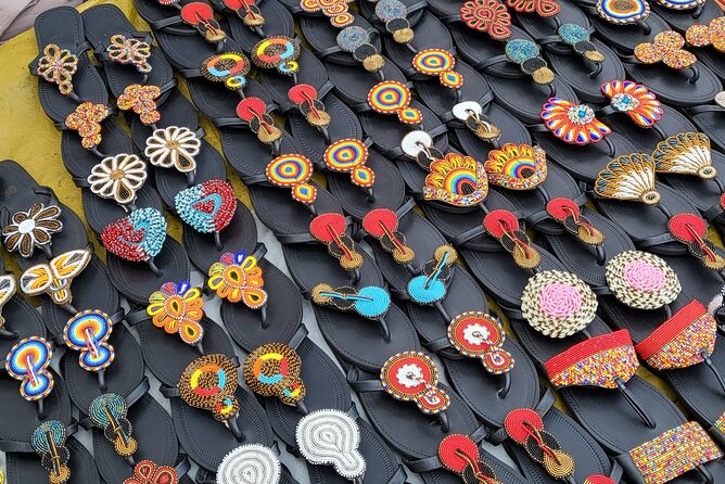 Souvenir Crafts, Fabric Shopping & Hair Braiding & City Tour - What the $35 price really buys