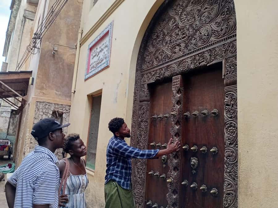 Swahili Carved Doors Tour by Woman Woodcarver: Lamu Island - Starting in Lamu Old Town at 3 p.m.