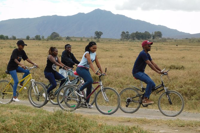 The Great Rift Valley Tour - L Bogoria, L Nakuru, L Naivasha and Hellsgate NP - Lake Nakuru for rhinos and safari viewing