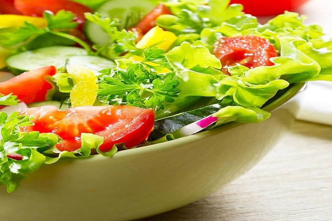 Tour Giraffe Center,Karen blixen and lunch carnivore restaurant - Who will enjoy this Nairobi day?
