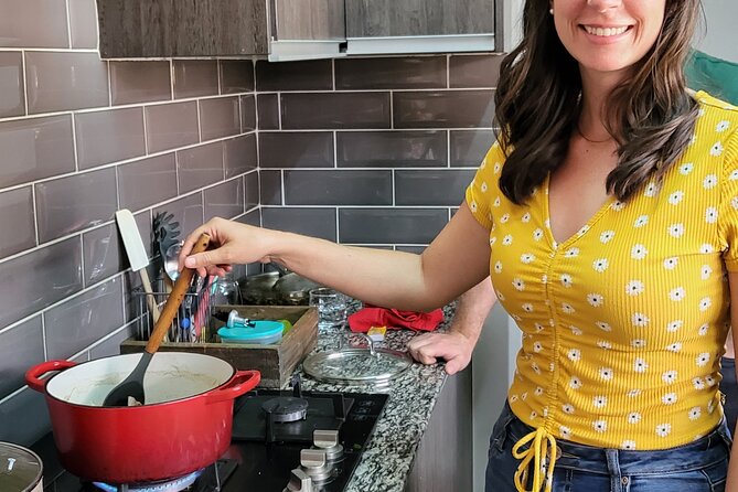Traditional Kenyan Cooking Class & Local Market Tour - Taking a matatu through Nairobi