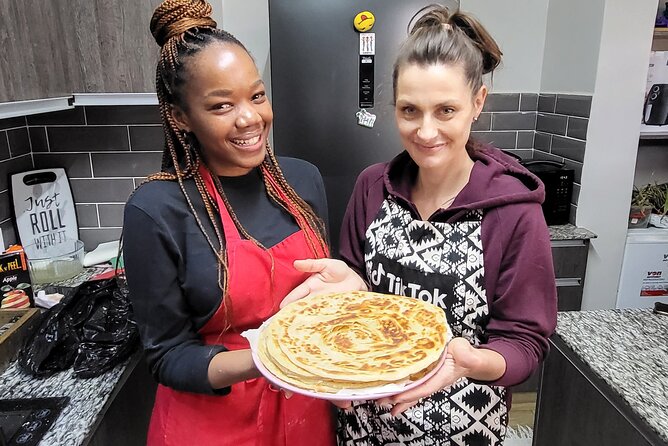 Traditional Kenyan Cooking Class & Local Market Tour - What the home setting adds