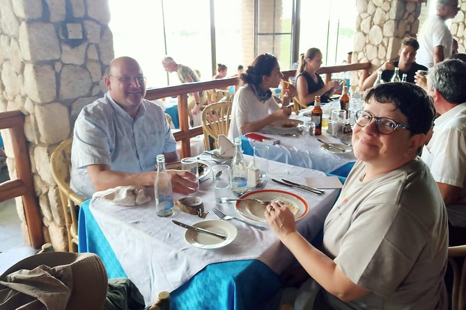 Vegans special safari - Starting in Nairobi with wildlife before breakfast