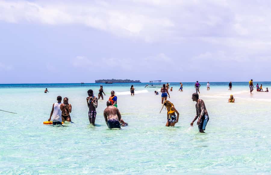 Wasini Island: Dolphin Spotting & Snorkel at Kisite Mpunguti - Snorkeling in Kisite Mpunguti Marine Park